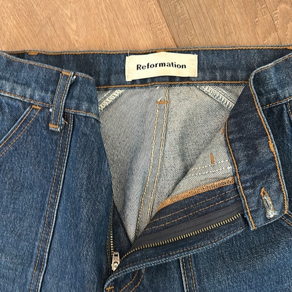 Reformation dark wash wide leg jeans - Picture 3 of 4